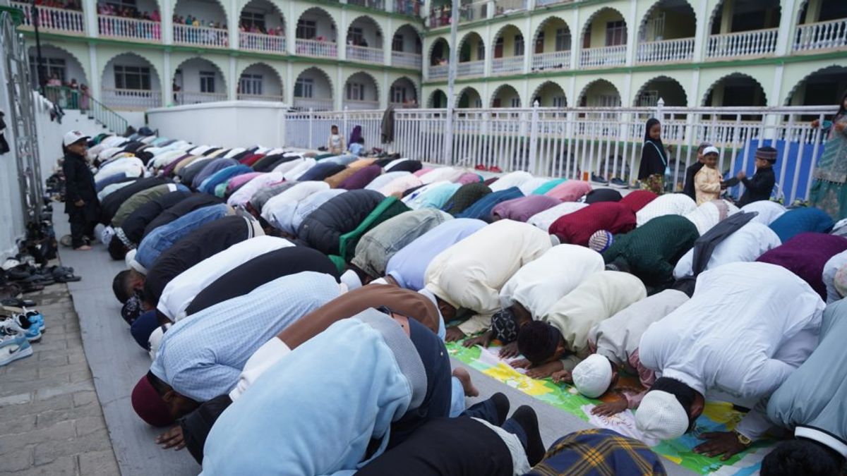 कास्मिरी मस्जिदमा ईद उल फित्रको उल्लास (तस्वीरहरू)